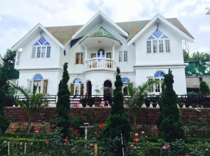 Green Haven Hotel