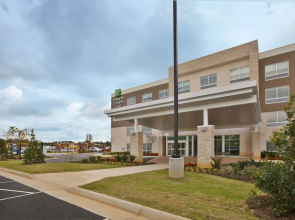 Holiday Inn Express South Hill