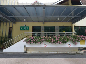 VIP Hotel (SG Clean Certified)