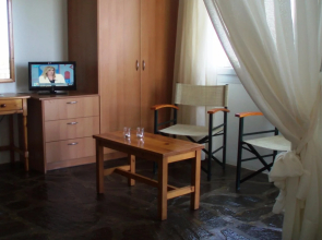 Scorpios Hotel & Suites