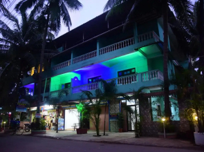 Bliss Holiday Inn