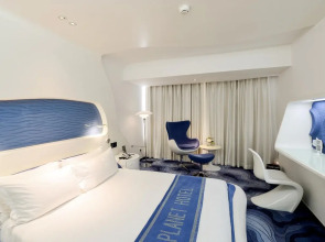 Отель Guangzhou Planet