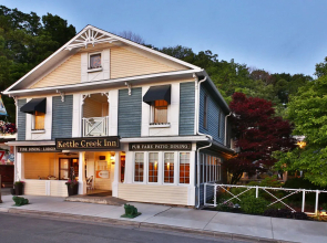 Kettle Creek Inn