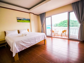 Dragon Bay Resort