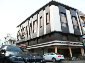 Hotel GK Palace