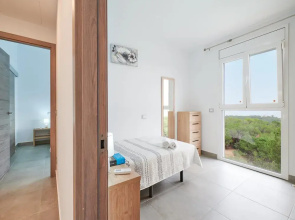 Beautiful Villa With Terrace Near Beach