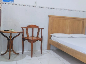 Truc Lam by OYO Rooms