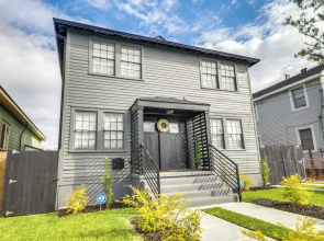 4 Mi to French Quarter: Walkable Apt w/ Yard