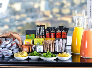 21st Floor 360 Suitop Hotel