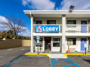 Motel 6 New Brunswick