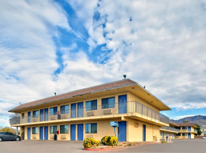 Motel 6 Alamogordo, NM