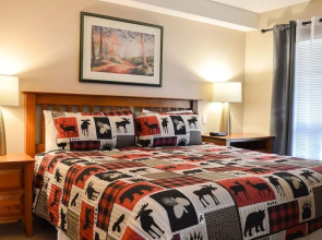 Fireside Lodge #215 by Bear Country