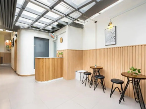 Ekomo Home 102 - Central Saigon