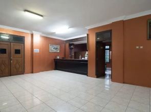 RedDoorz Syariah near Taman Wisata Matahari