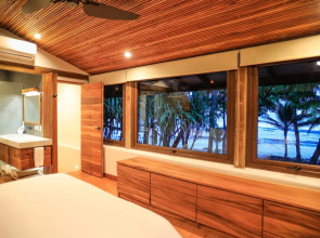 Nekaui Beachfront Villa 1 - Experience Nature