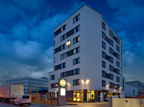 B&B HOTEL Stuttgart-Airport/Messe