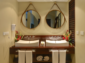 Warwick Le Lagon - Vanuatu