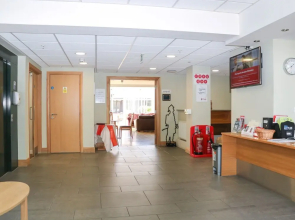 Flat 34 - Marine Court