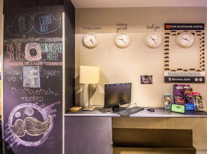 Don Moustache Hostel