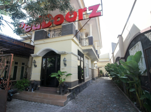 RedDoorz Plus near Rumah Sakit JIH