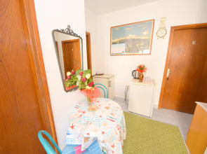 Room Smilje - good location & parking: R1 Orebic, Peljesac peninsula