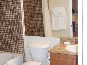 The Point Hotel & Suites