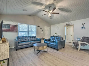 Family Home ~ 5 Mi to Downtown Little Rock!