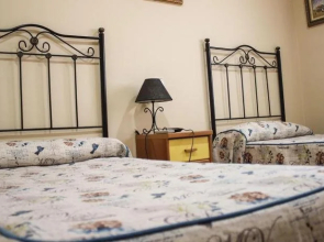 Hostal Colmenar