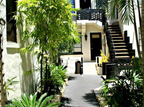 The Beach Plaza Hotel & South Beach Plaza Villas