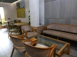 The Elet - Business Hotel