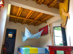 Hostal Puerto Engabao Surf Shelter