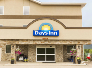 Days Inn by Wyndham Chetwynd