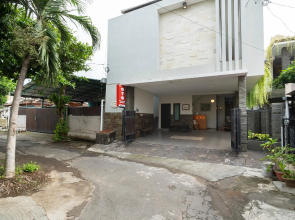 OYO 2438 D' Tamblingan Guesthouse