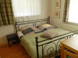 Campus Apartment Anton