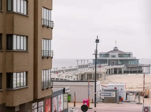 Spacious Apartment With Lateral sea View