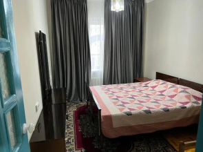 2 bedroom apartment center