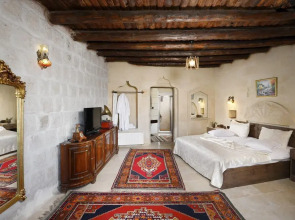 Dilek Tepesi Cave Hotel