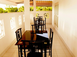 Riverside Hotel Colombo