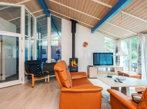 Idyllic Retreat With Whirlpool-by Traum