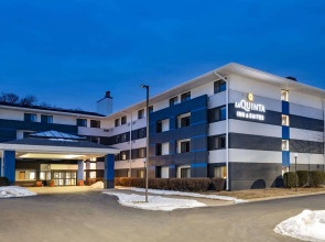 La Quinta Inn & Suites by Wyndham Minneapolis-Minnetonka