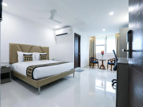 D Suites by OYO Rooms