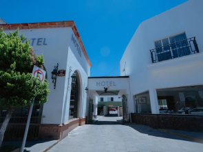 Hotel Zacatecas Courts