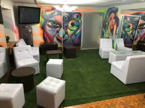 Déjà Vu Backpackers