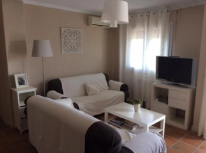 Apartment - 2 Bedrooms with Pool and Sea views - 107777
