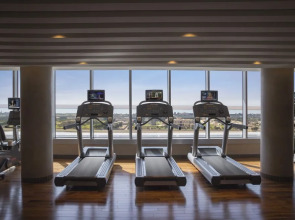 Centro Capital Centre by Rotana Hotel