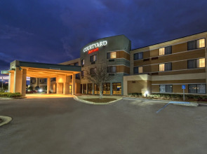 Courtyard by Marriott Alexandria