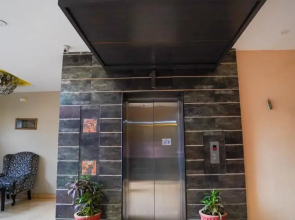 Hotel Floret Inn