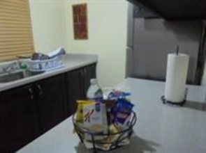 Chelsea Manor Apartments