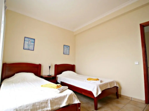 Villas2Go2 Parra 8