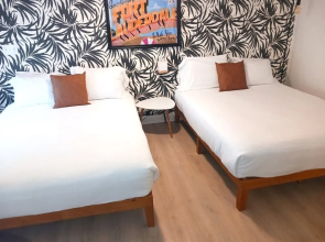 Las Olas Guest House